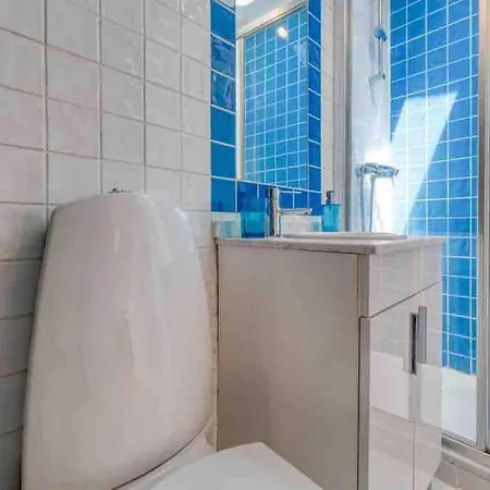 Alfama Duplex Sea View - 4 Persons Apartment Lisbon