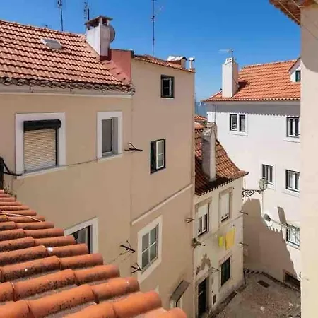 Alfama Duplex Sea View - 4 Persons * Lisbon